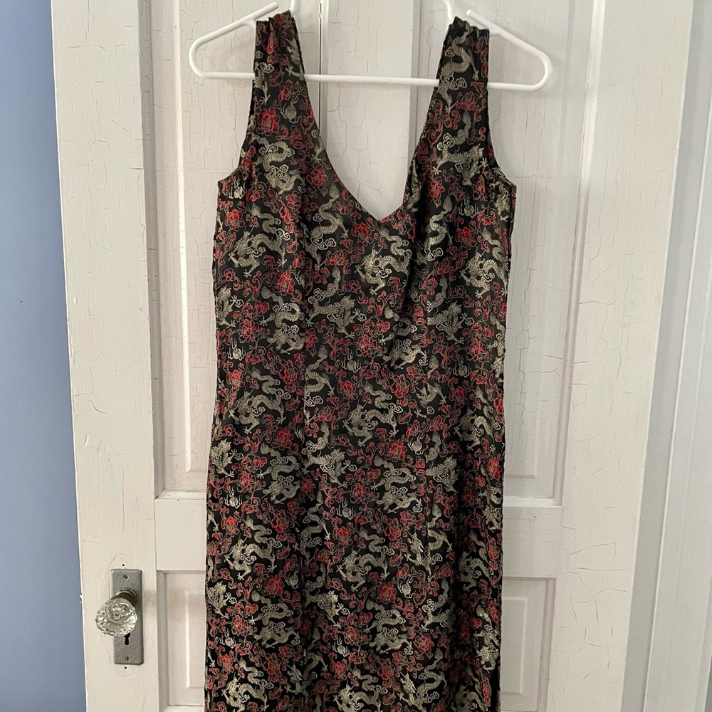 Classic sheath dress of Chinese Silk